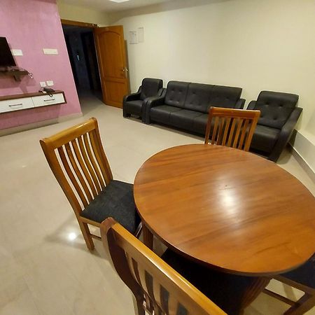 Hotel Sree Gokulam Apartments Guruvāyūr Exteriér fotografie