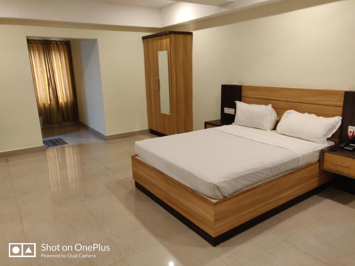 Hotel Sree Gokulam Apartments Guruvāyūr Exteriér fotografie