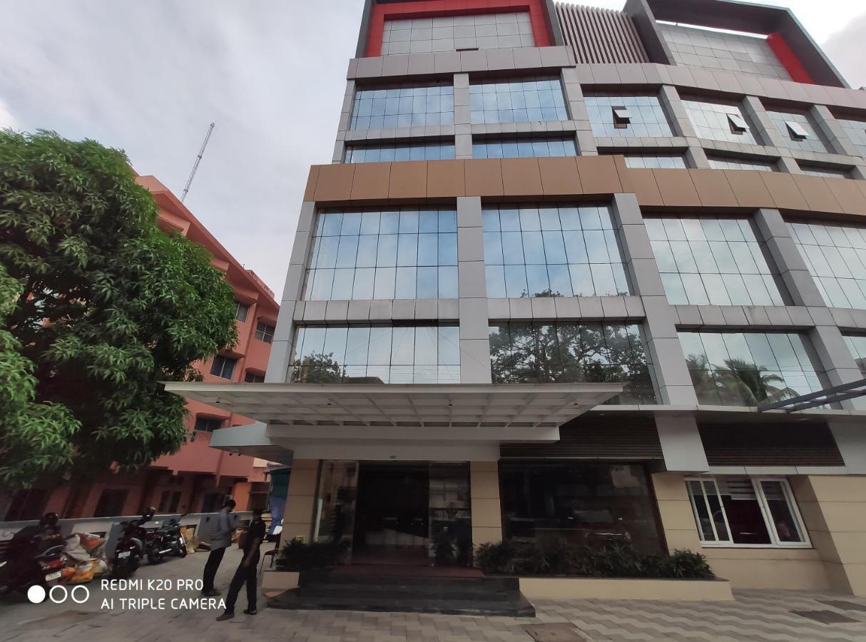 Hotel Sree Gokulam Apartments Guruvāyūr Exteriér fotografie