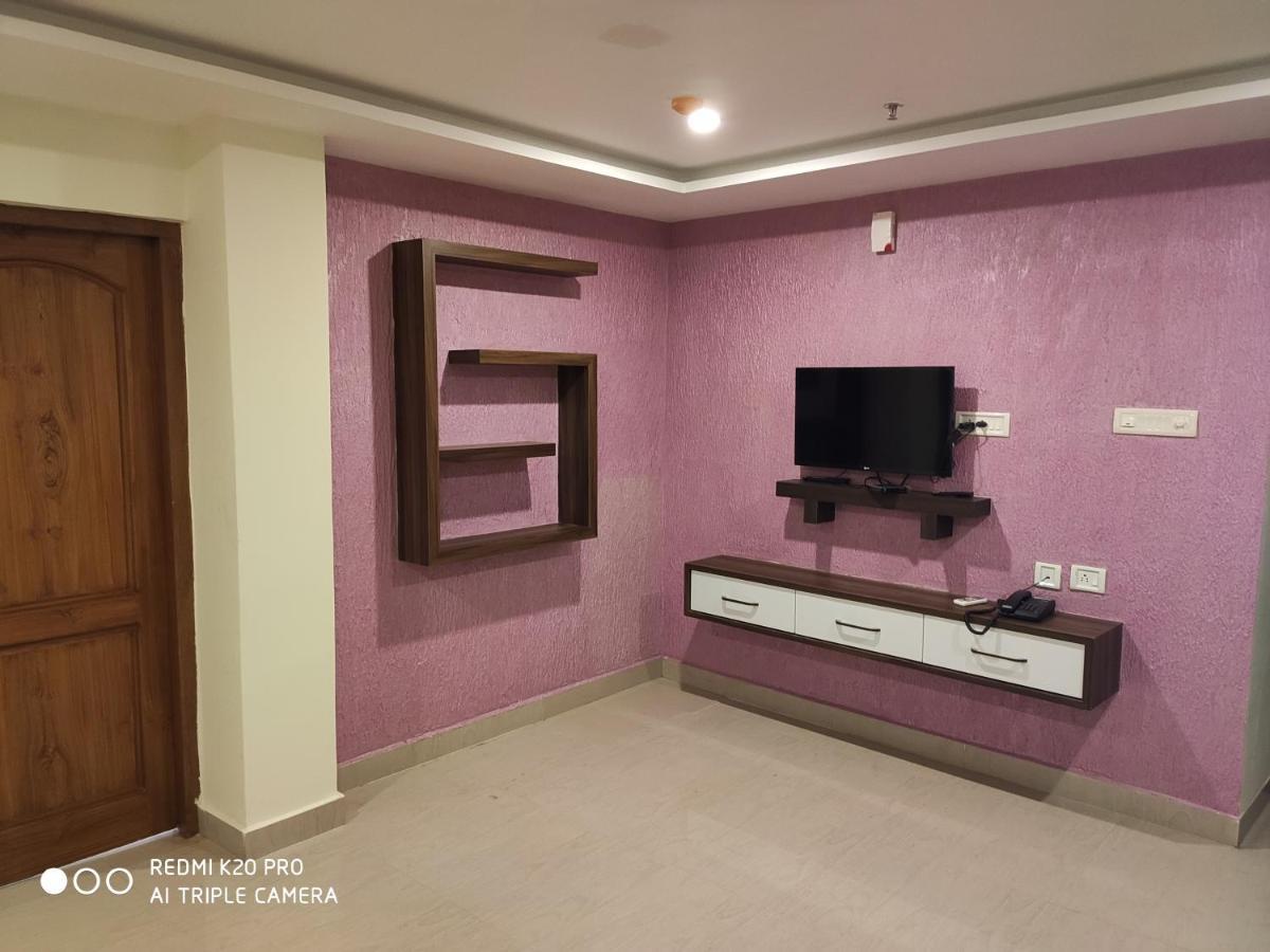 Hotel Sree Gokulam Apartments Guruvāyūr Exteriér fotografie
