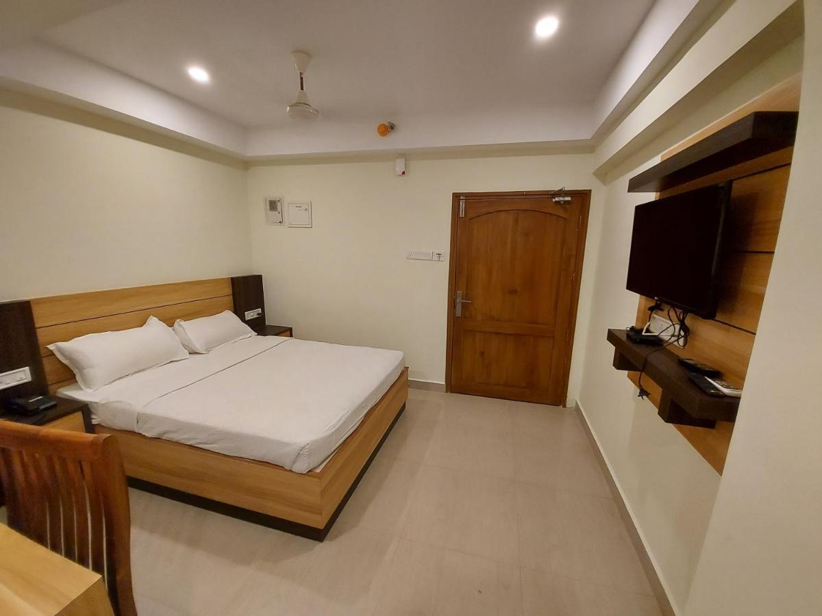 Hotel Sree Gokulam Apartments Guruvāyūr Exteriér fotografie