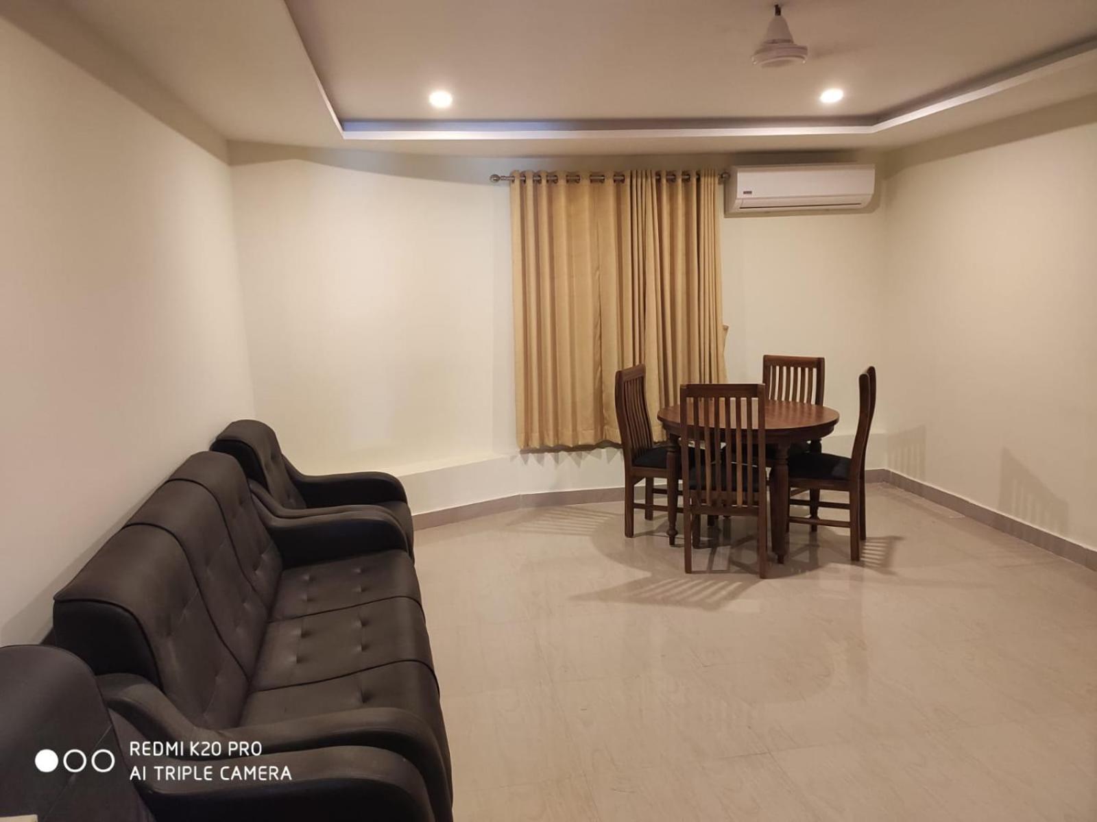 Hotel Sree Gokulam Apartments Guruvāyūr Exteriér fotografie